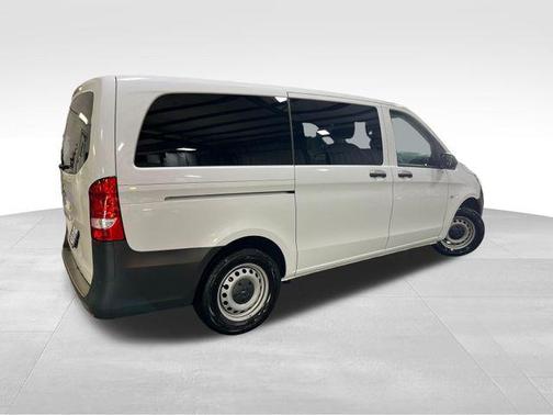 Arctic White 2023 Mercedes-Benz Metris Base