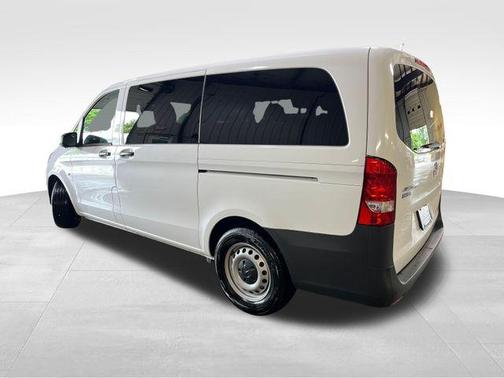 Arctic White 2023 Mercedes-Benz Metris Base