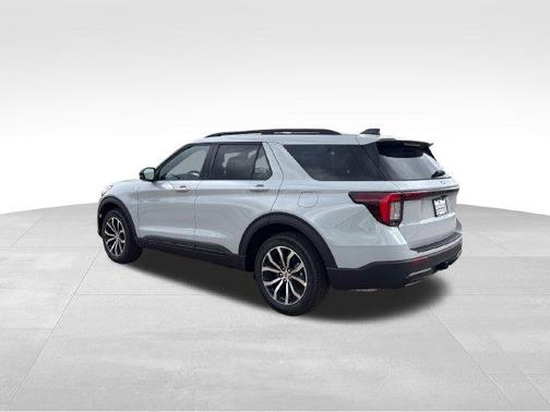 Avalanche 2027 Ford Explorer ST-Line