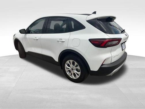 Oxford White 2025 Ford Escape Active