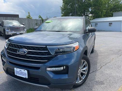 Blue Metallic 2020 Ford Explorer XLT