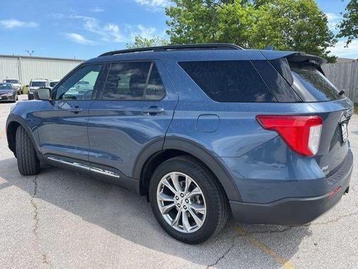 Blue Metallic 2020 Ford Explorer XLT