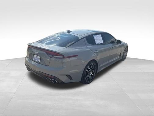 2023 Kia Stinger GT2