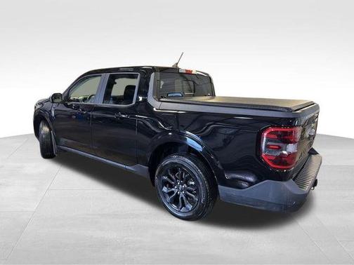 Shadow Black 2024 Ford Maverick Lariat