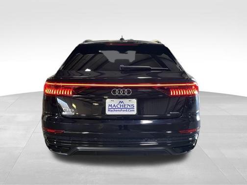 2020 Audi Q8 55 Prestige