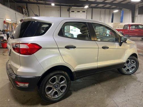Silver Metallic 2021 Ford EcoSport S