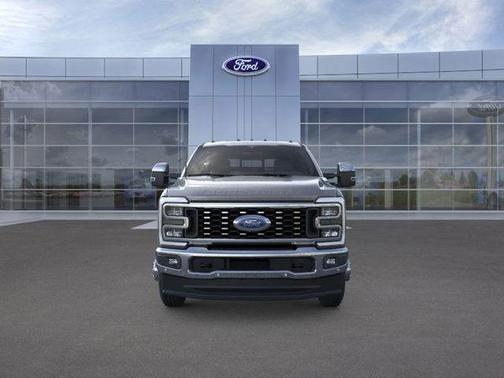 2025 Ford F-350 Lariat Super Duty