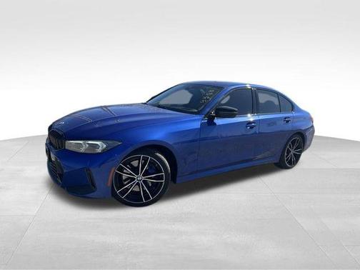 2023 BMW 330 i xDrive
