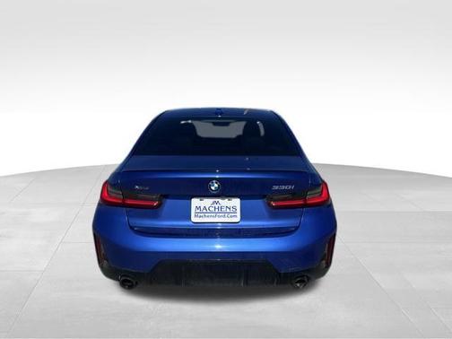 2023 BMW 330 i xDrive