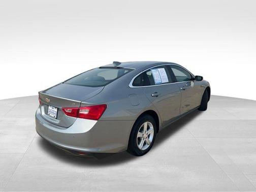 Sterling Gray Metallic 2024 Chevrolet Malibu LT
