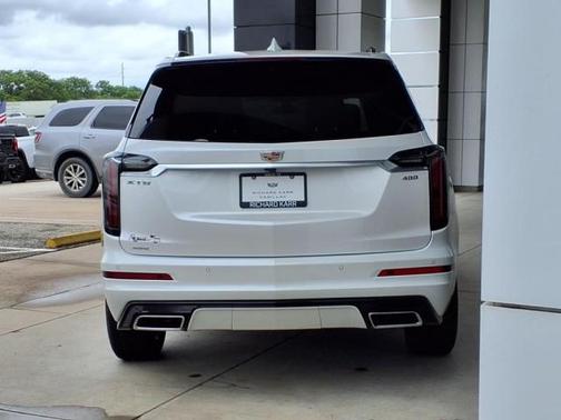 2025 Cadillac XT6 Sport AWD