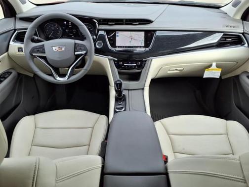 2025 Cadillac XT6 Premium Luxury FWD
