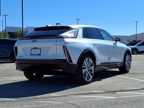 2025 Cadillac LYRIQ Luxury