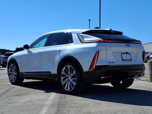 2025 Cadillac LYRIQ Luxury