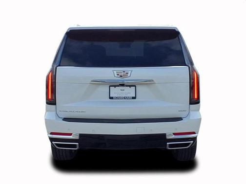 2025 Cadillac Escalade ESV Luxury