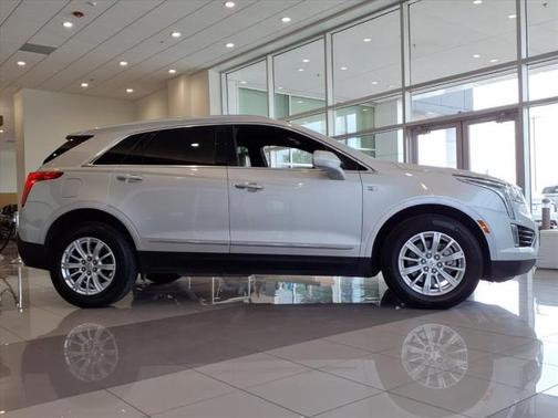 2017 Cadillac XT5 Base