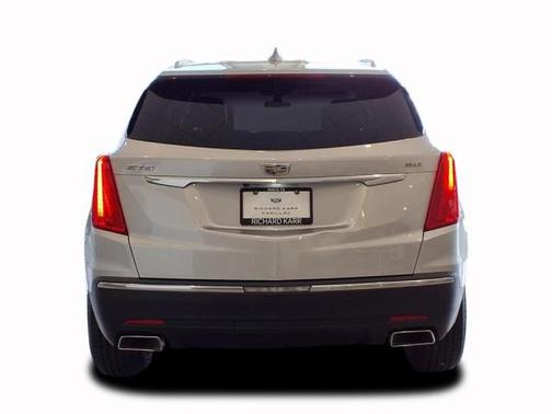 2017 Cadillac XT5 Base