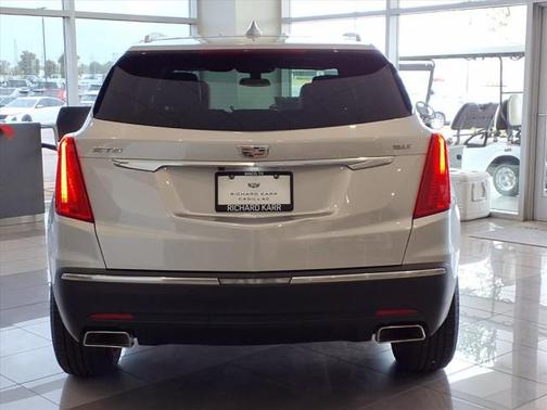 2017 Cadillac XT5 Base