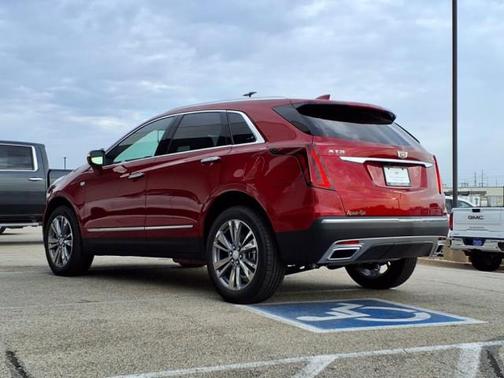 2025 Cadillac XT5 Premium Luxury