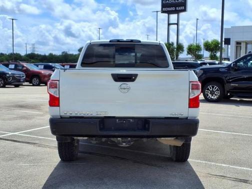 2017 Nissan Titan XD PRO-4X