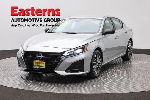 Brilliant Silver Metallic 2024 Nissan Altima 2.5 SV