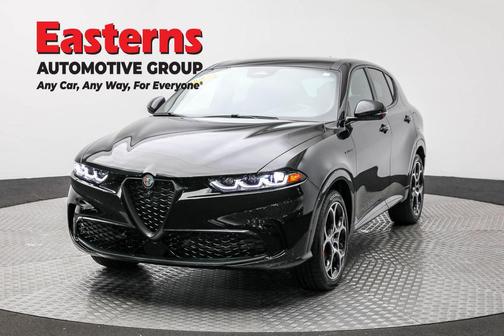 Alfa Black 2024 Alfa Romeo Tonale Veloce