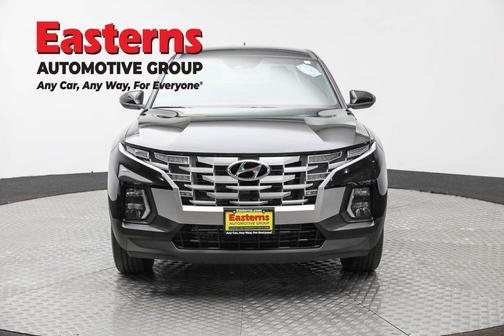 Phantom Black 2024 Hyundai SANTA CRUZ 2.5L SE