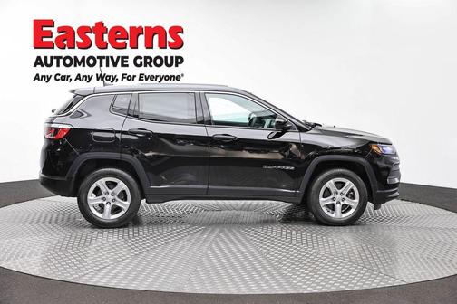 Diamond Black 2023 Jeep Compass Sport