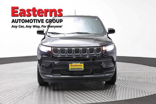 Diamond Black 2023 Jeep Compass Sport