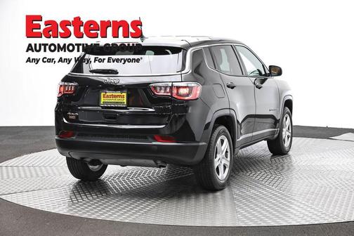 Diamond Black 2023 Jeep Compass Sport