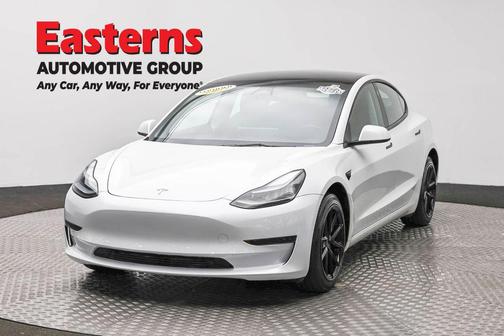 White 2023 Tesla Model 3 Base