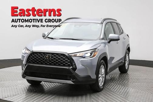 Gray 2024 Toyota Corolla Cross LE