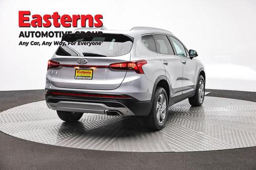 Shimmering Silver Pearl 2023 Hyundai SANTA FE SEL