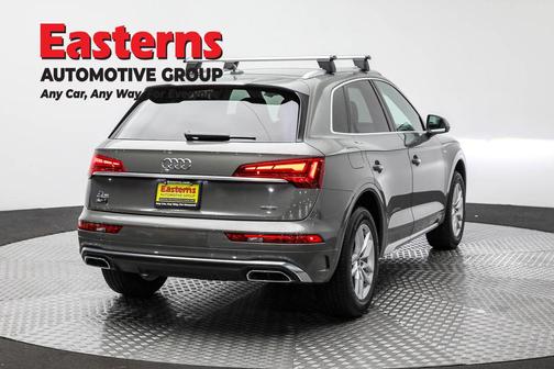Chronos Gray Metallic 2023 Audi Q5 45 S line quattro Premium