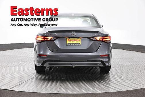 Gun Metallic 2023 Nissan Sentra SR