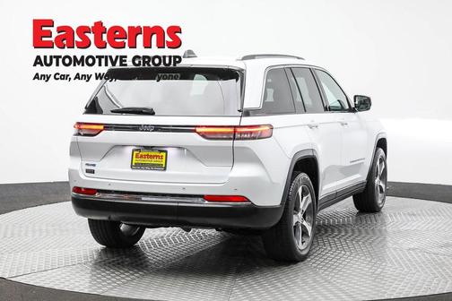 2022 Jeep Grand Cherokee 4xe Base