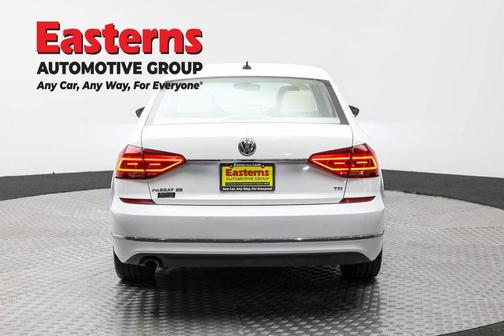 2018 Volkswagen Passat 2.0T SE w/ Technology