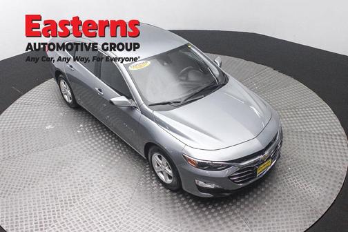 Sterling Gray Metallic 2024 Chevrolet Malibu LT