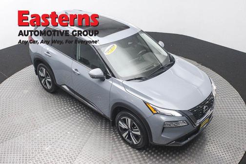 Boulder Gray Pearl 2023 Nissan Rogue SL