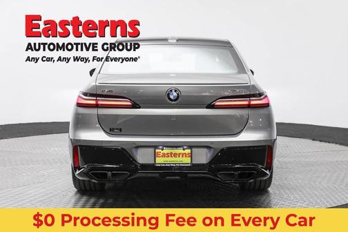Oxide Gray Metallic 2023 BMW 760 760i xDrive
