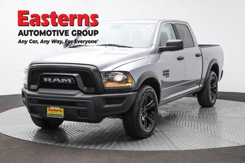 Billet Silver Metallic Clearcoat 2024 RAM 1500 Classic SLT