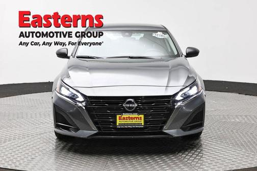 Gun Metallic 2025 Nissan Altima SV