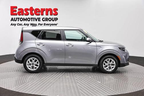 Steel Gray 2025 Kia Soul LX