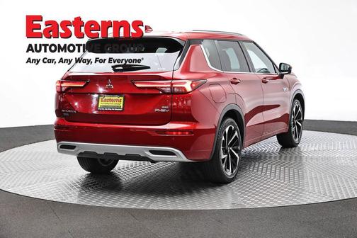 Red 2023 Mitsubishi Outlander PHEV SEL