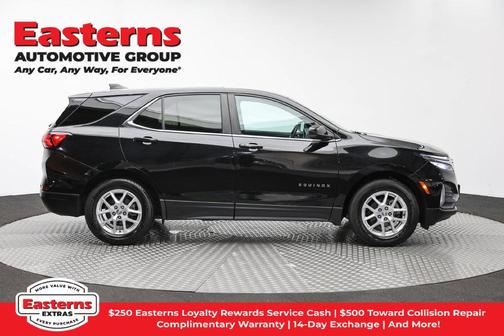 Mosaic Black Metallic 2023 Chevrolet Equinox 1LT