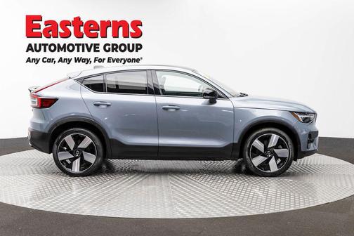 Gray 2023 Volvo C40 Recharge Pure Electric Twin Ultimate