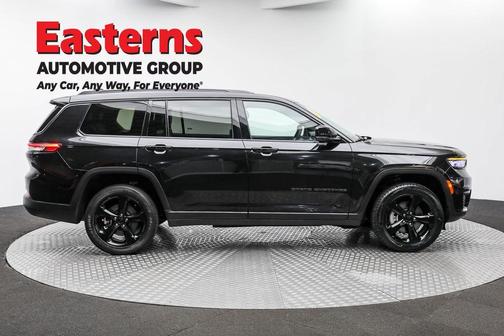 2023 Jeep Grand Cherokee L Laredo