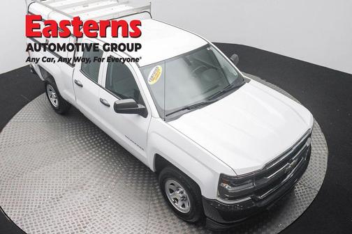 Summit White 2018 Chevrolet Silverado 1500 WT