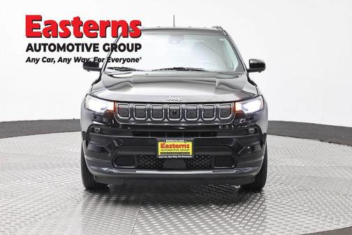 Diamond Black 2022 Jeep Compass Latitude