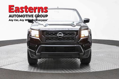 Black 2022 Nissan Frontier S